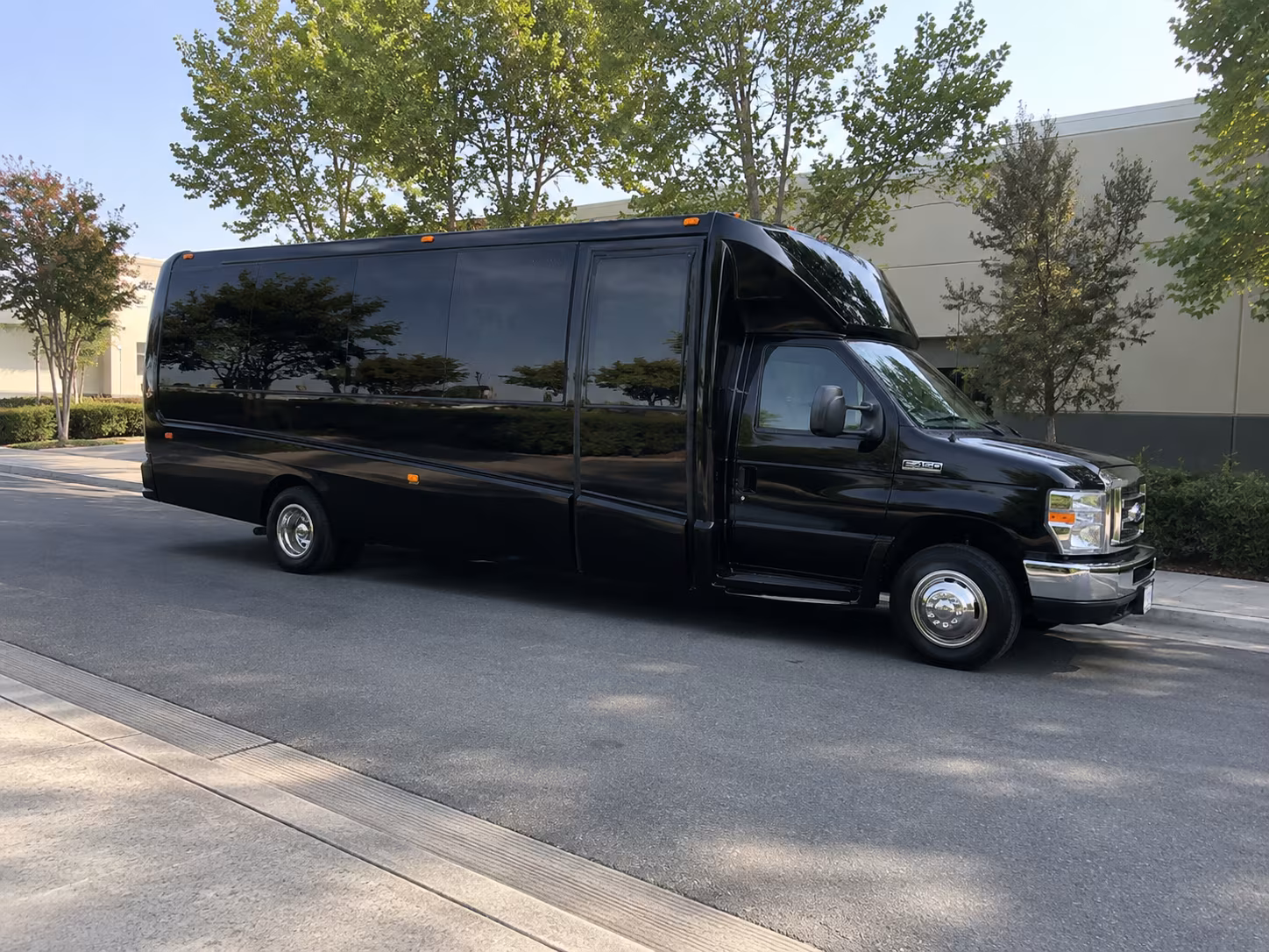 bachelorette wine tour party buses in laredo texas