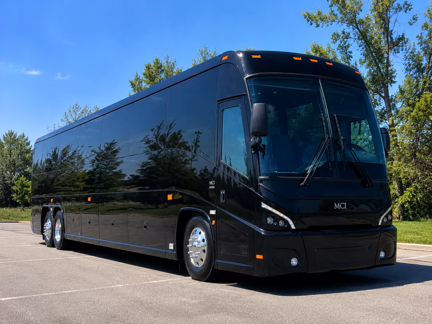 downtown laredo wedding shuttles between hotels and the cathedral