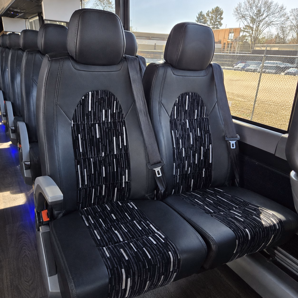 laredo charter bus hero 2