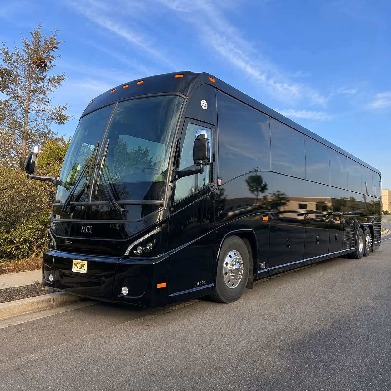 shift ready shuttle buses for laredo s around the clock workforce
